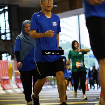 Runner Photo 7799879