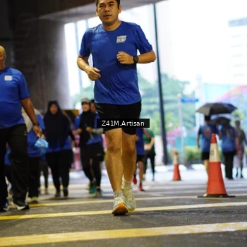 Runner Photo 7799888