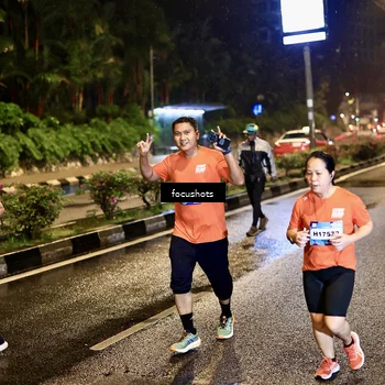 Runner Photo 7799903