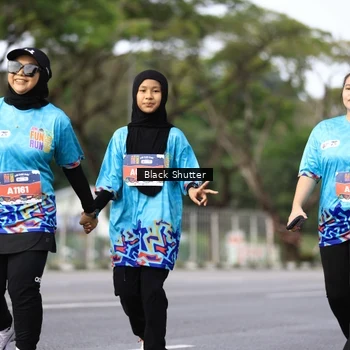 Runner Photo 7799916