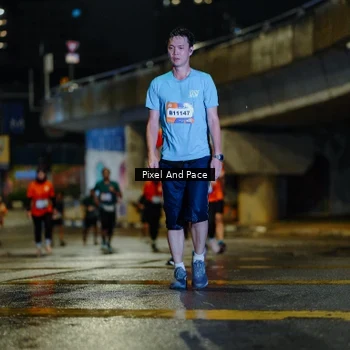 Runner Photo 7799970