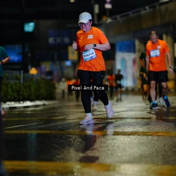 Runner Photo 7799990