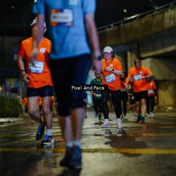 Runner Photo 7799994