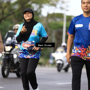 Runner Photo 7800011