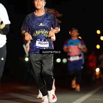 Runner Photo 7800022