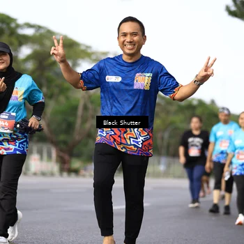 Runner Photo 7800035