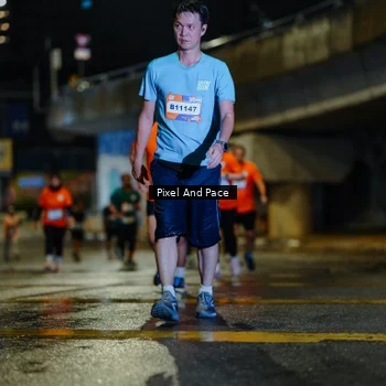 Runner Photo 7800039