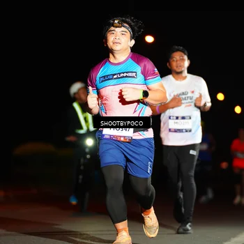 Runner Photo 7800044