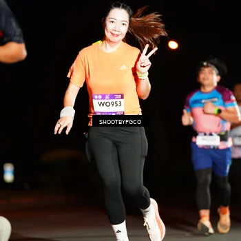 Runner Photo 7800056
