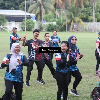 Runner Photo 7800074