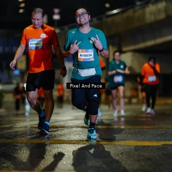 Runner Photo 7800076