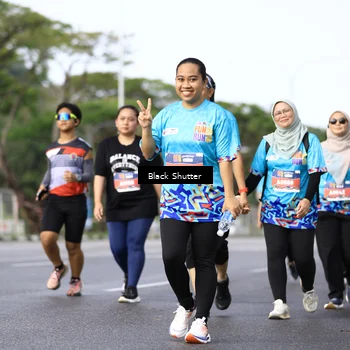 Runner Photo 7800081