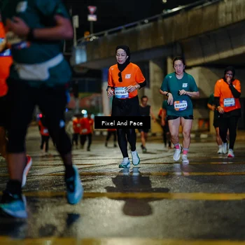 Runner Photo 7800084