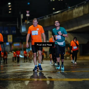 Runner Photo 7800089