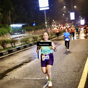Runner Photo 7800092
