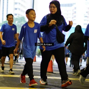 Runner Photo 7800093