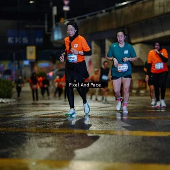 Runner Photo 7800094