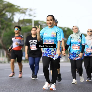 Runner Photo 7800095