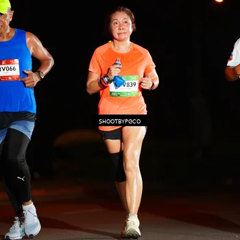 Runner Photo 7800102