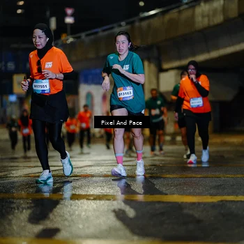 Runner Photo 7800118