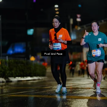 Runner Photo 7800124