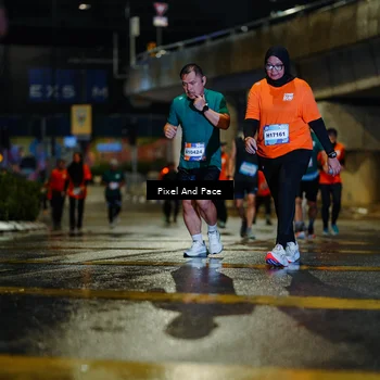Runner Photo 7800149
