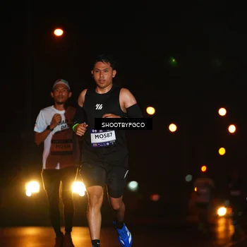 Runner Photo 7800152