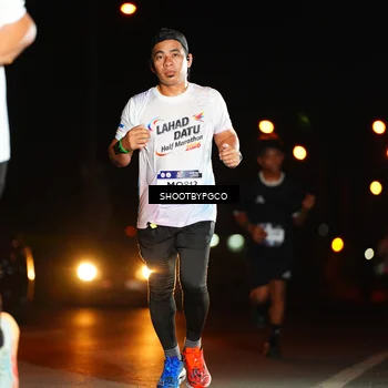 Runner Photo 7800156