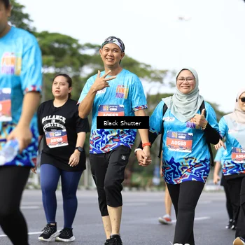Runner Photo 7800165