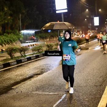 Runner Photo 7800178