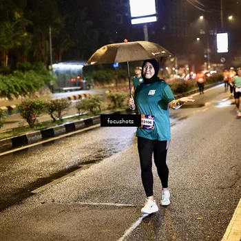 Runner Photo 7800188