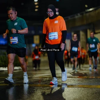 Runner Photo 7800189