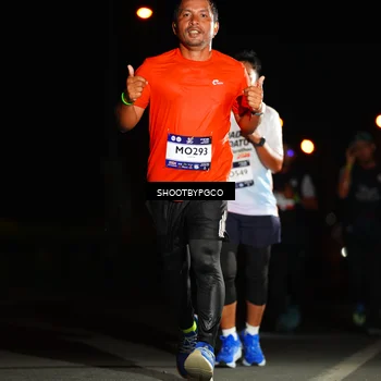 Runner Photo 7800193