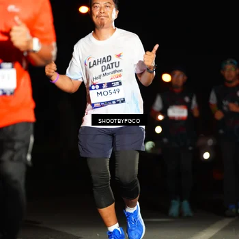 Runner Photo 7800195