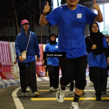 Runner Photo 7800209