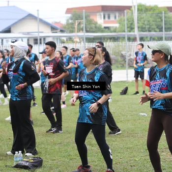 Runner Photo 7800215