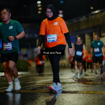 Runner Photo 7800218
