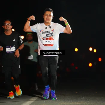 Runner Photo 7800265