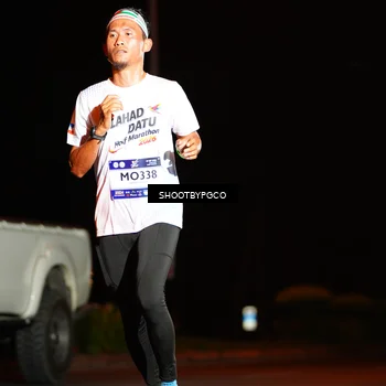 Runner Photo 7800276