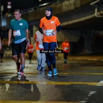 Runner Photo 7800287