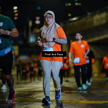 Runner Photo 7800292