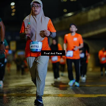 Runner Photo 7800303