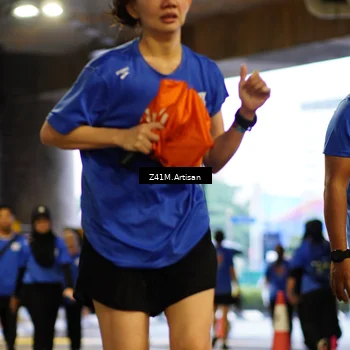 Runner Photo 7800309