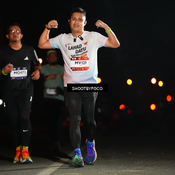 Runner Photo 7800316