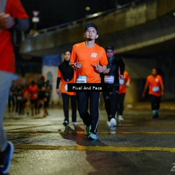 Runner Photo 7800322