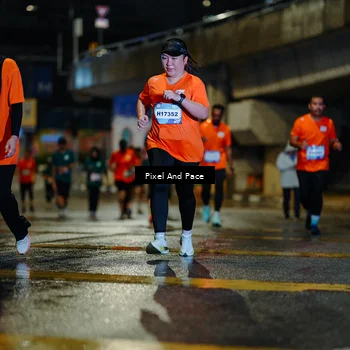 Runner Photo 7800324