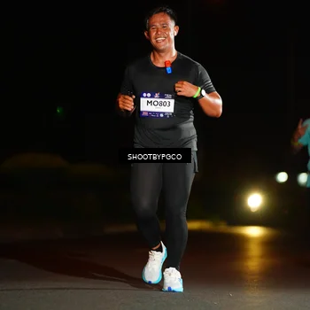 Runner Photo 7800327