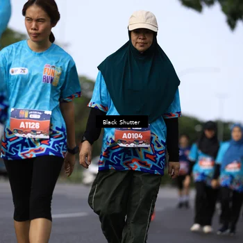 Runner Photo 7800331