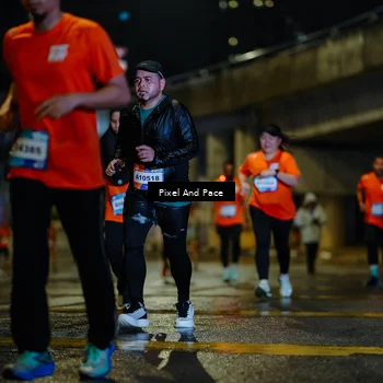 Runner Photo 7800335
