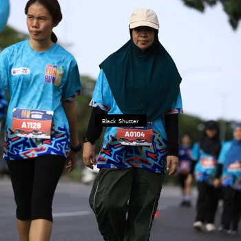 Runner Photo 7800344